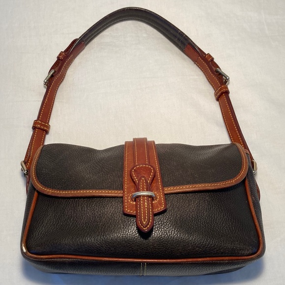Dooney & Bourke pebbled leather duck logo bag - Picture 1 of 16